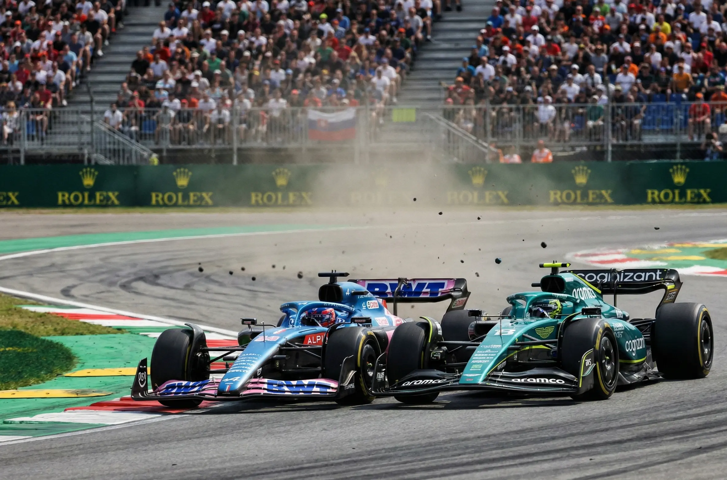 Formel-1-Mittelfeld-Duell auf der Rennstrecke